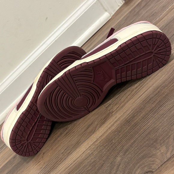 Nike Burgundy and Pink Sneakers - Picture 3 of 7